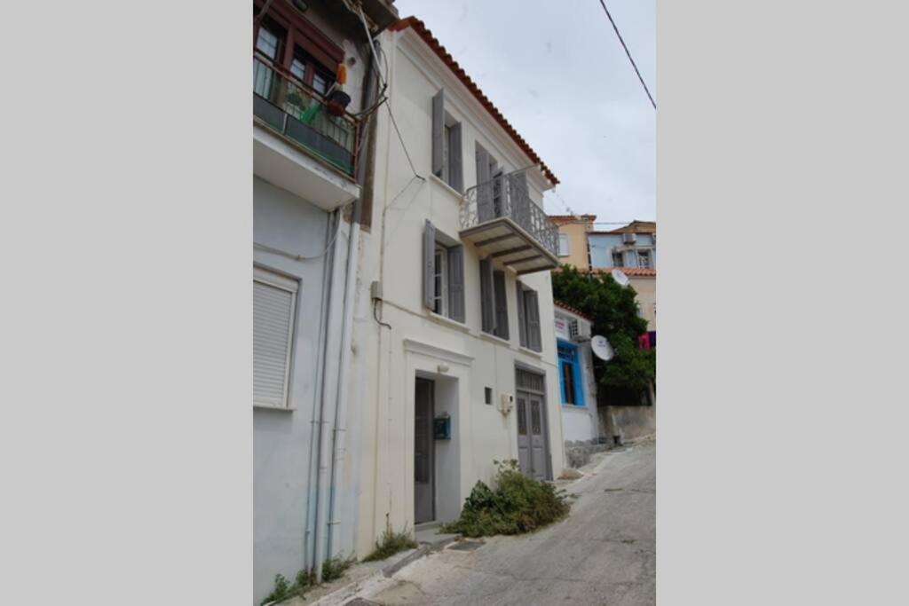 Villa Soultana'S Antique House Plomari Exterior foto